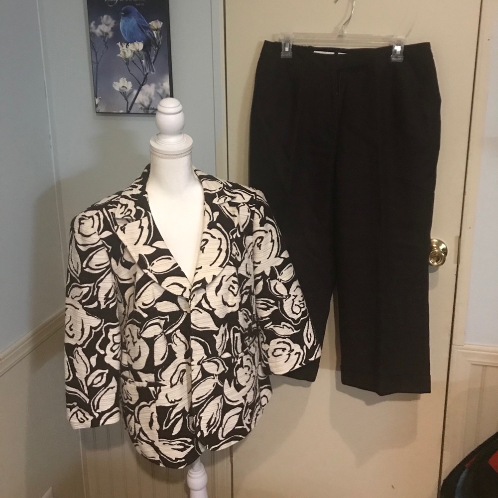 Talbots pantsuit - 14W- like new -rich brown linen